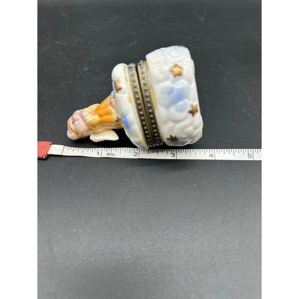 Vintage Porcelain‎ Trinket Box Angel Bear On Cloud Heart Shape Hinged Lid